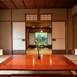 なちや Nachiya 日本